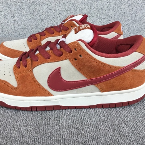 Nike SB Dunk Low Pro Dark Russet Cedar - Picture 4 of 7